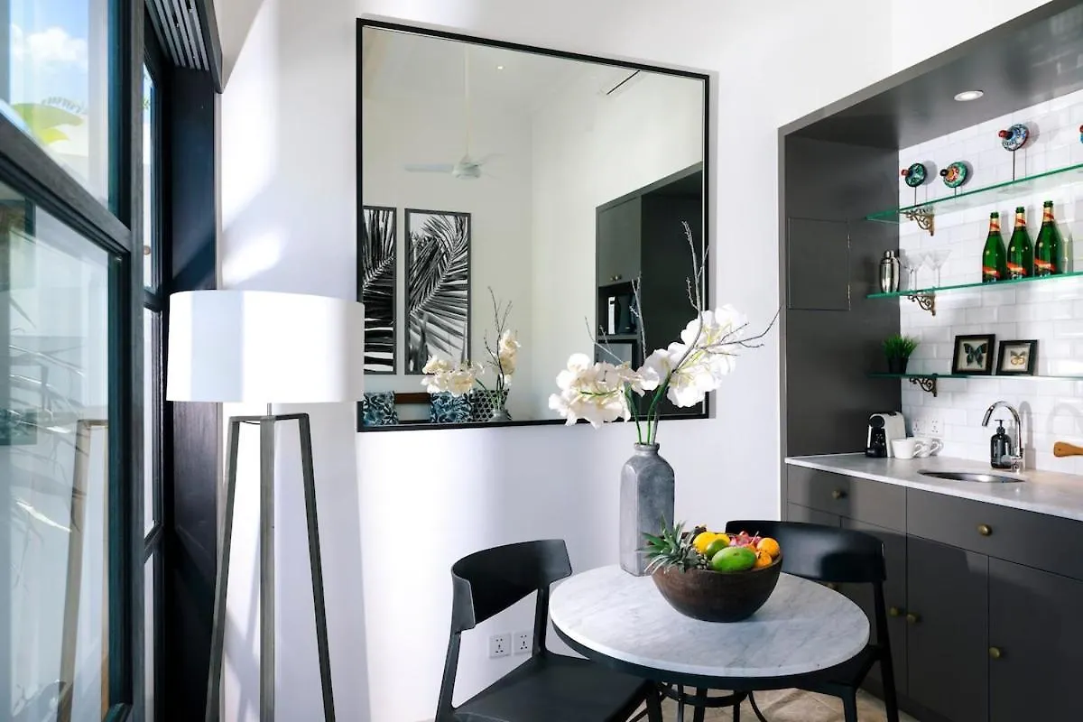 Villa Abby May - Top Location Near Potato Head, Walk Everywhere! Seminyak